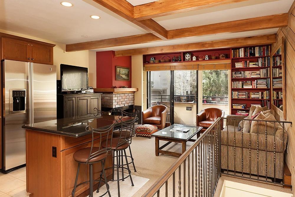 Villa Aspen Townhouse East Unit 4, Townhouse In Downtown Aspen With Private Balcony Exterior foto